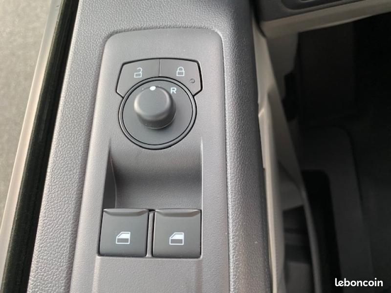 Ford Transit Custom Fg 320 L1H1 2.0 EcoBlue 136ch Cabine Approfondie Limited (image 15)