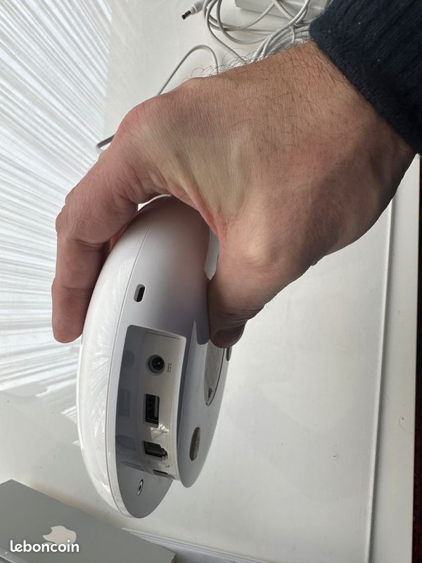 AirPort Extreme Apple 1ère génération - collector (image 2)