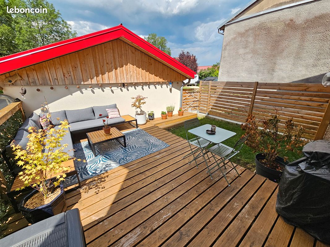 Appartement 3 pièces 81 m² · à Les Fourgs · 81 m² · 299 000 €