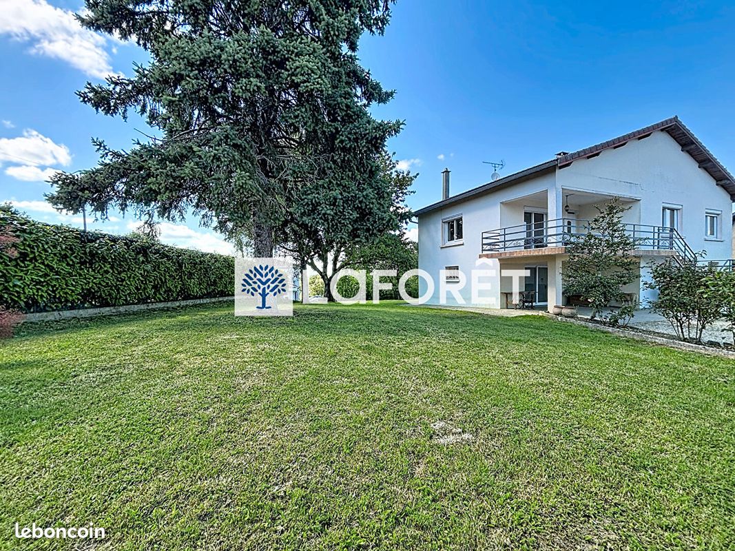 Maison 4 pièces 98 m² · à Saint-Éloi · 98 m² · 299 000 €