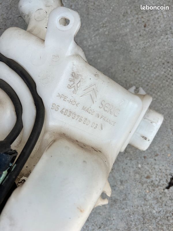 6431F3 Peugeot 207 Réservoir de liquide lave-glace, 34,60