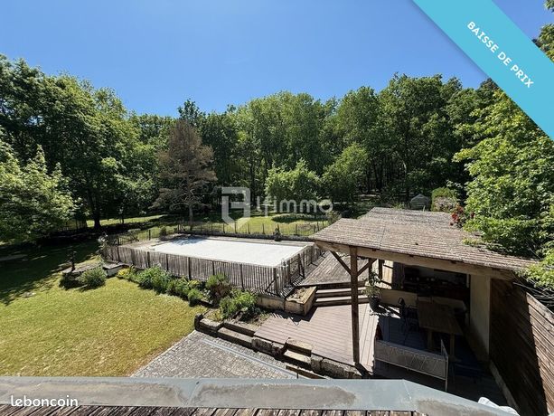 Maison 12 pièces 281 m²