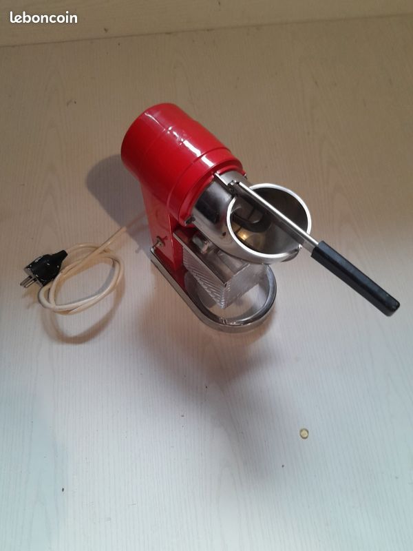 Appareil à piler la Glace ( Vintage. ) (image 1)