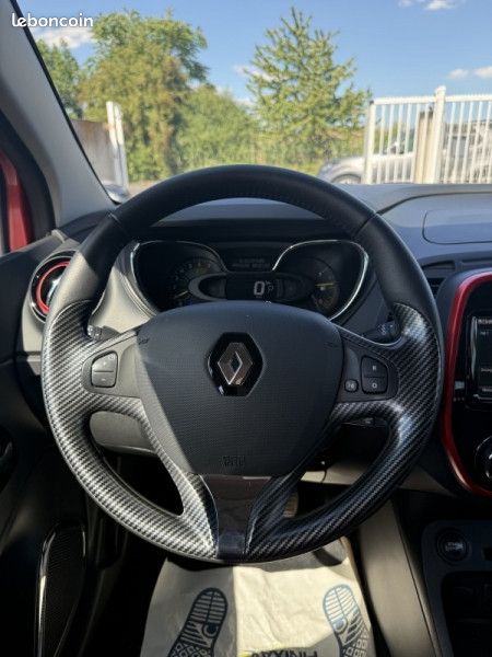 Renault CAPTUR 1.2 TCE 120CH HELLY HANSEN EDC (image 11)