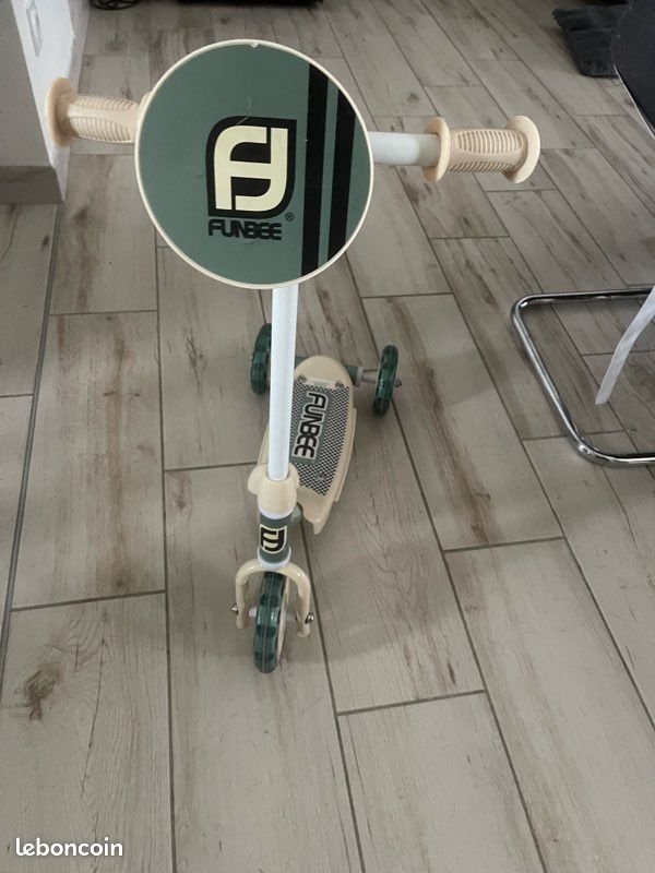 Trottinette enfant (image 1)