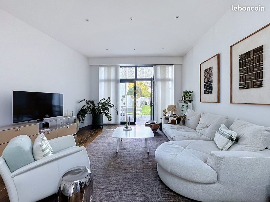 Maison 5 pièces 155 m² · à Mouvaux · 155 m² · 766 000 €