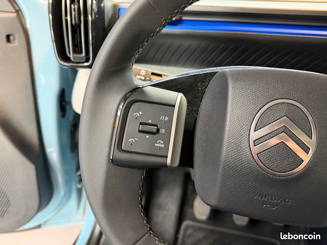 CITROEN C3 PLUS 1.2 Turbo 100ch - 2025 - 4 254 km - Moteur à chaine - Première main - Garantie Stellantis 11/2033 (image 12)