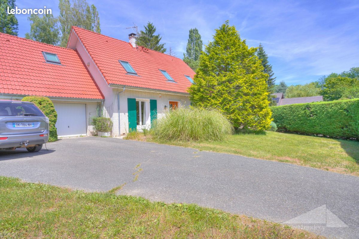 Maison 6 pièces 157 m² · à Échenevex · 157 m² · 847 000 €