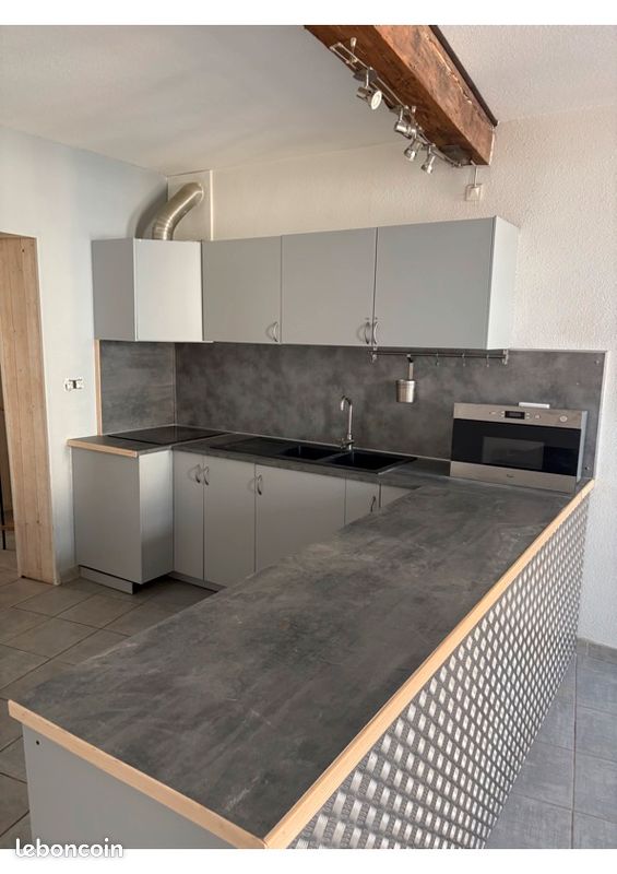 Appartement 3 pièces 95 m² · à Manosque · 95 m² · 825 €/mois