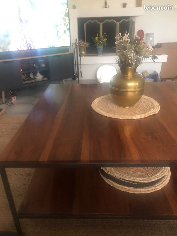 Table basse en bois massif et pieds en fer forgés (image 6)