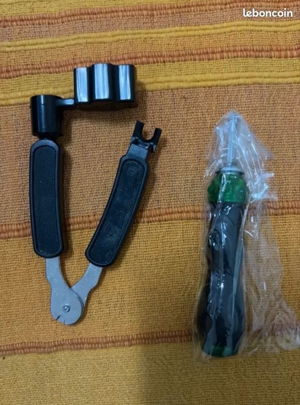 Kit D'entretien Guitare/basse 25 Pièces - Outils De Réparation, Nettoyage, Réglage Pour Musiciens