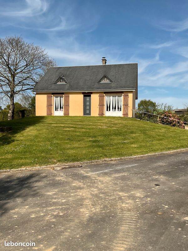 Maison 4 pièces 80 m² · à Saint-Jean-d'Elle · 80 m² · 160 000 €