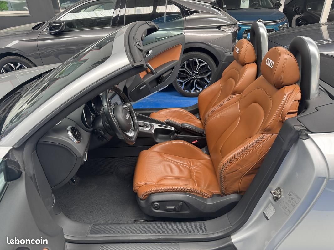 Audi TT II 3.2 V6 250ch quattro S tronic 6 (image 15)