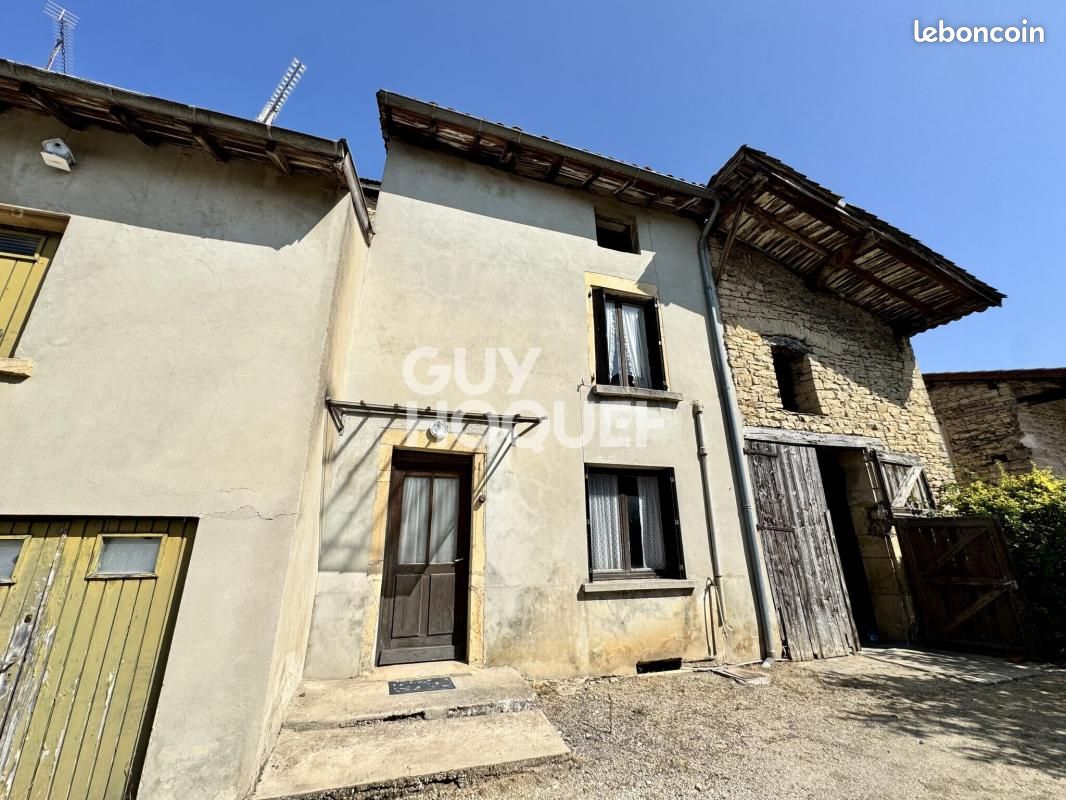 Maison 3 pièces 70 m² · à Saint-Alban-de-Roche · 70 m² · 105 000 €