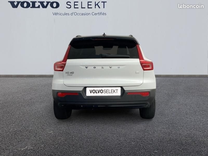 Volvo XC40 T5 Recharge 180 + 82ch R-Design DCT 7 (image 5)