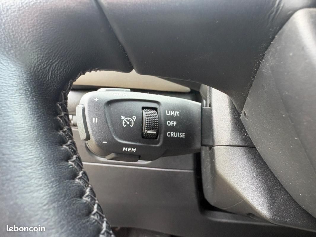 DS 3 - Crossback 1.2 THP 100ch GARANTIE 12 MOIS (image 22)