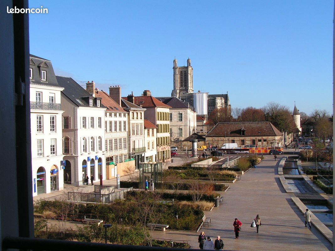 Appartement 3 pièces 85 m² · à Troyes · 85 m² · 790 €