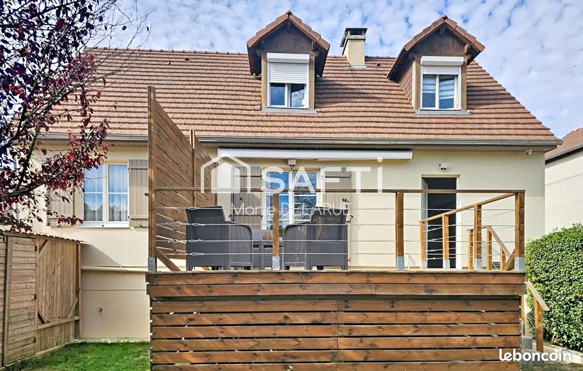 Maison 5 pièces 90 m² · à Morienval · 90 m² · 230 000 €