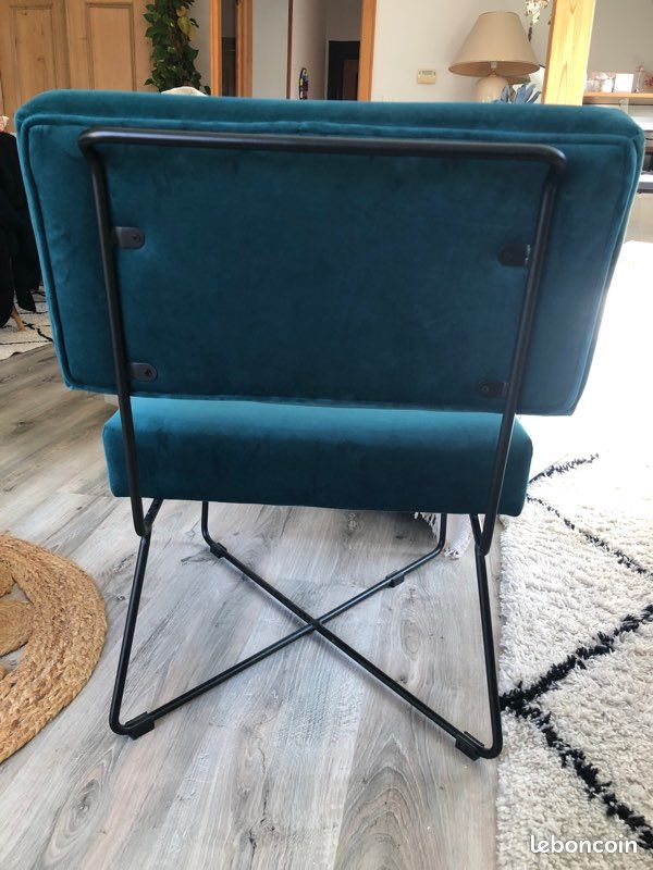 Fauteuil design velour vert canard (image 3)