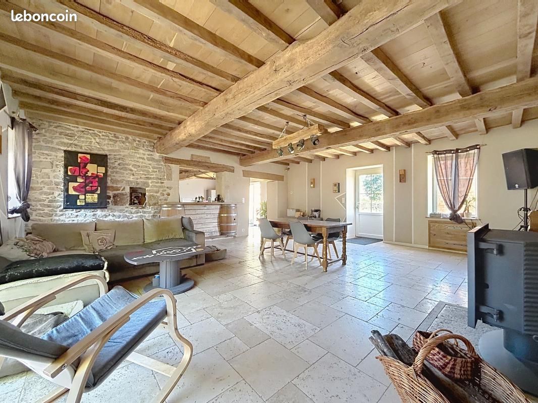 Maison 3 pièces 155 m² · à Antigny-la-Ville · 155 m² · 179 900 €