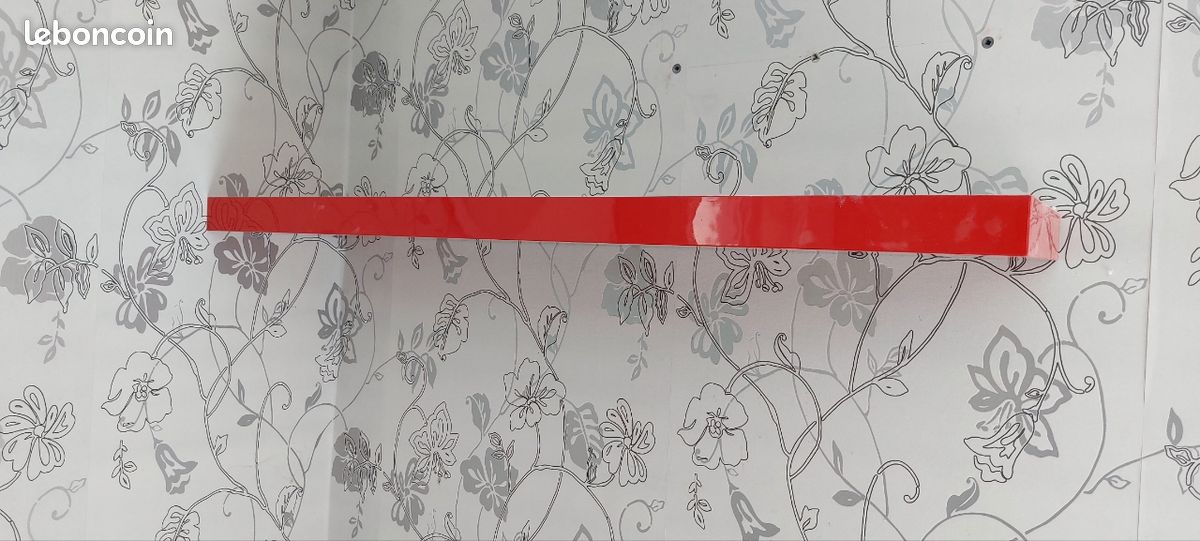 Tablette rouge etagere (image 1)