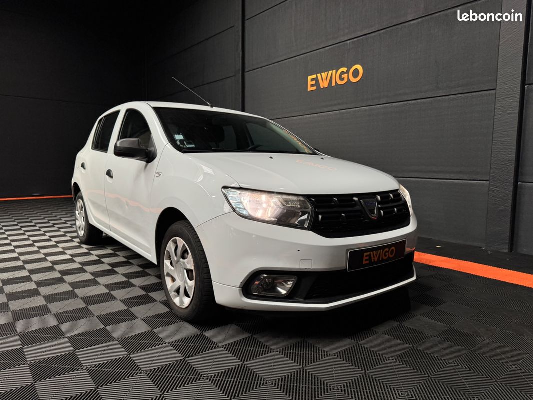 DACIA SANDERO 1.5 DCI 75Ch - AMBIANCE - CLIM - BLUETOOTH - ENTRETIEN CONSTRUCTEUR - GARANTIE 6 MOIS (image 11)