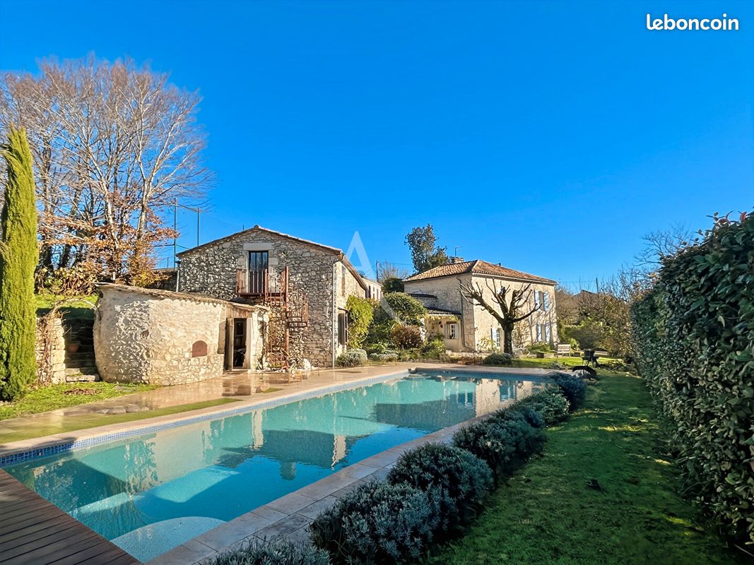 Maison 5 pièces 155 m² · à Roquecor · 155 m² · 458 000 €