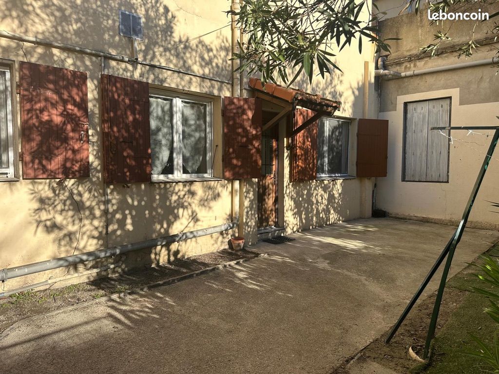 Appartement 2 pièces 43 m² · à Port-Saint-Louis-du-Rhône · 43 m² · 690 €
