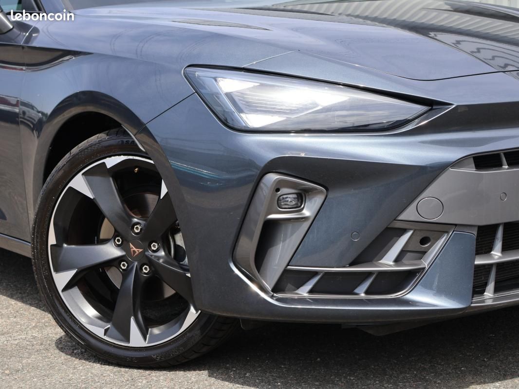 Cupra Leon SPORTSTOURER 1.5 eTSI Hybrid 150 ch DSG7 V (image 28)