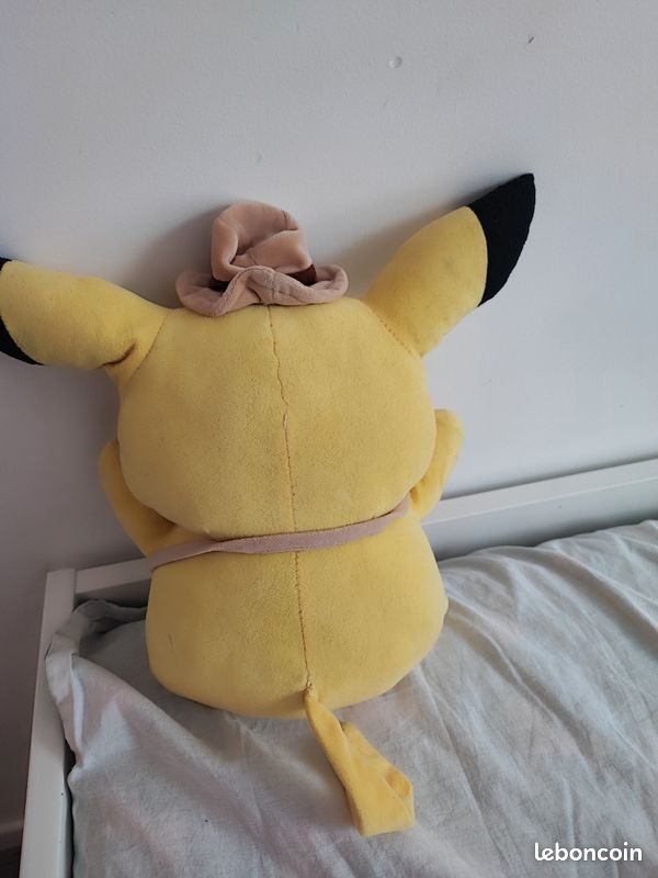 Peluche Pikachu (image 2)