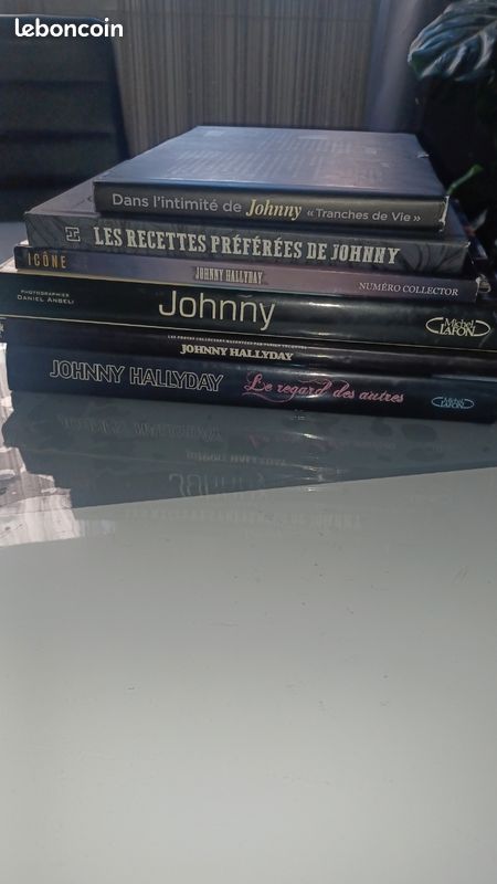 Lots livres JOHNNY HALLYDAY (image 2)