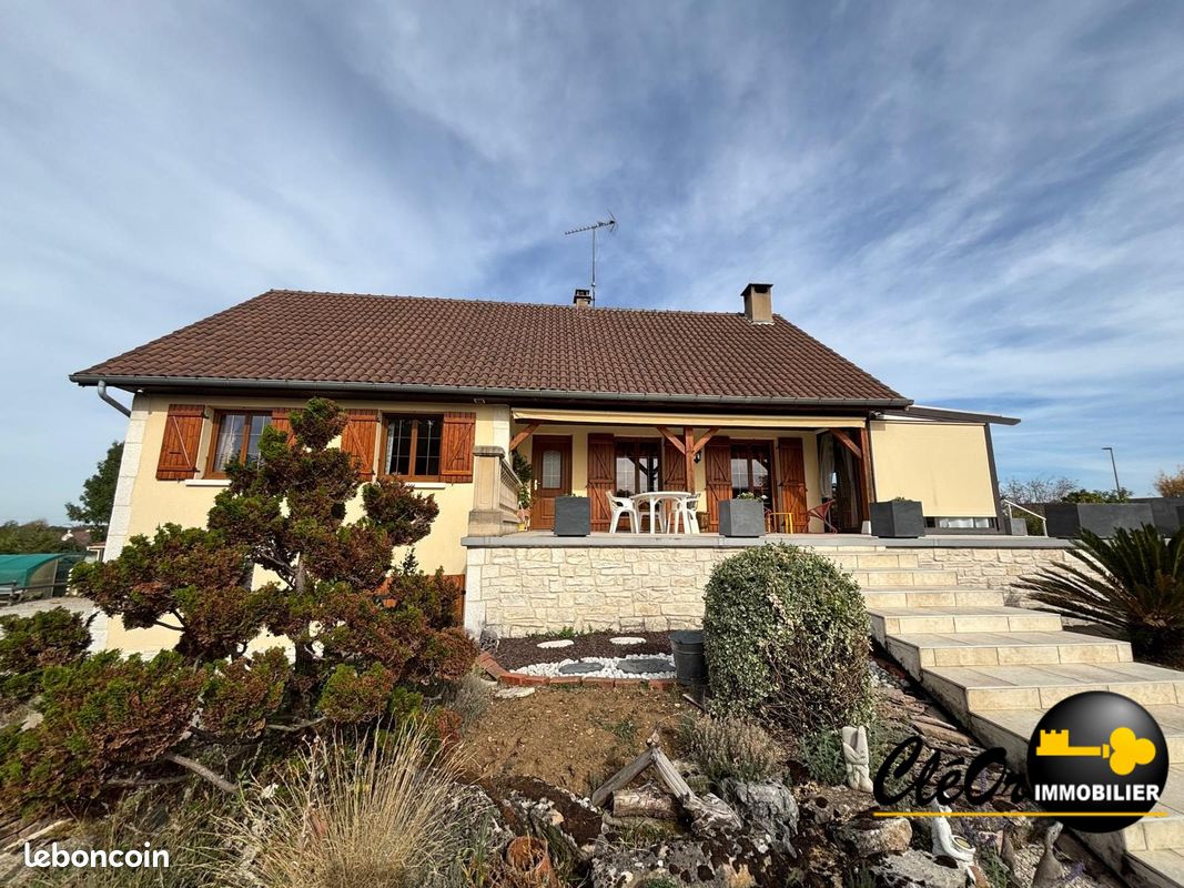 Maison 5 pièces 108 m² · à Varennes-le-Grand · 108 m² · 298 000 €