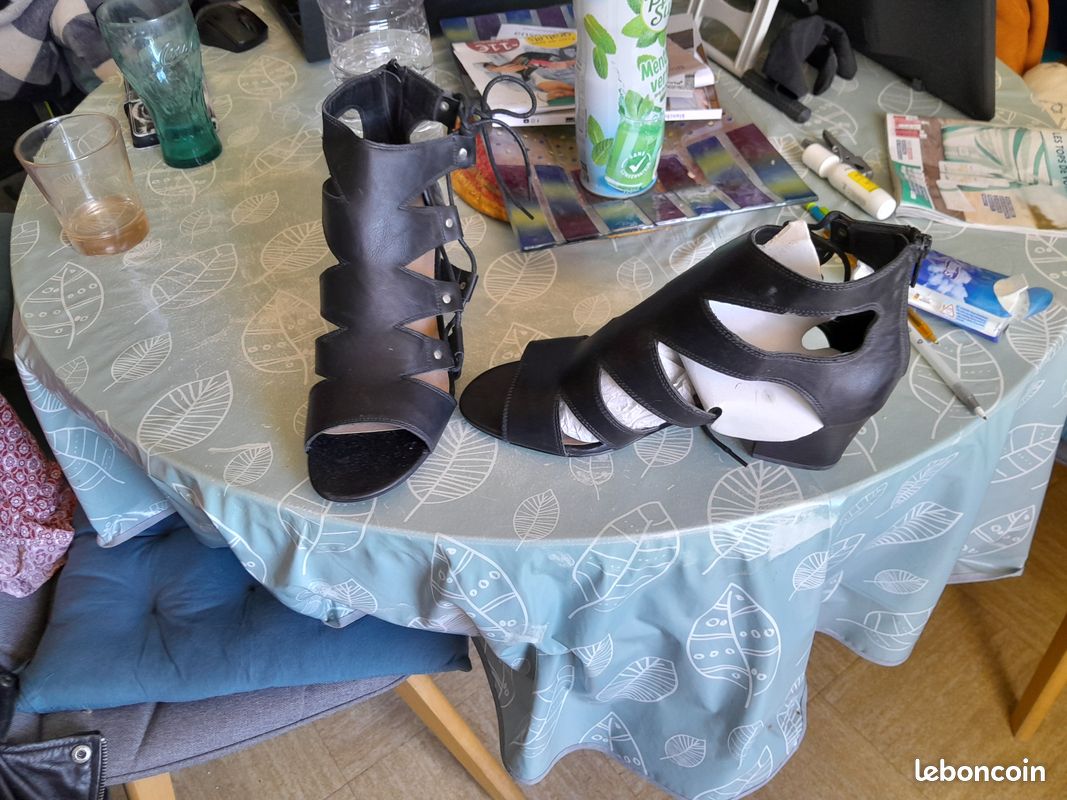 Bottillons et chaussures à vendre (image 5)