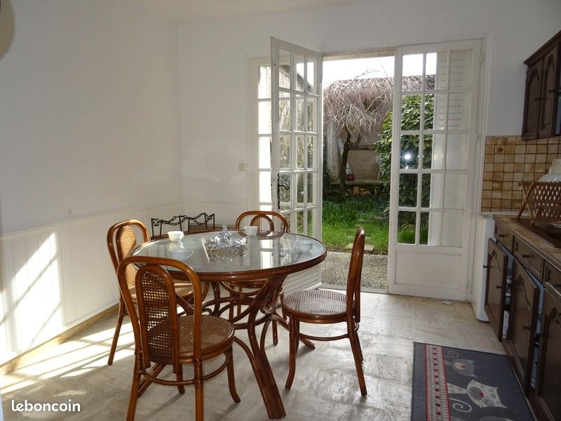 Maison 5 pièces 126 m² - Saint-Claud 16450 (image principale 5)