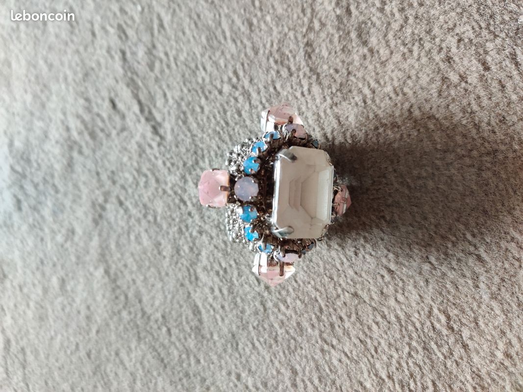 Bague fantaisie marque On aura tout vu (image 2)