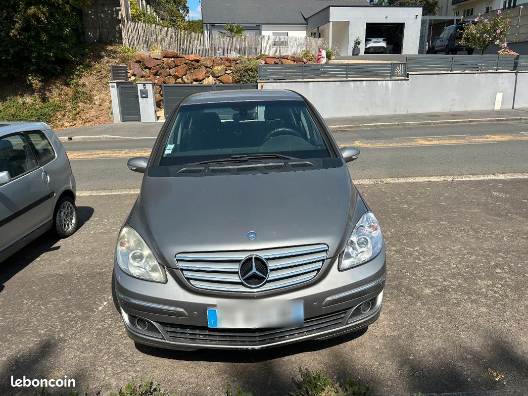 Mercedes Benz B (image 2)