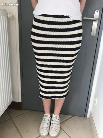 Jupe Crayon Zara Noire – Taille S – Neuf Avec Étiquettes – Polyester/Viscose