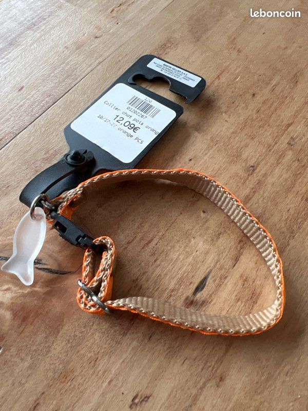 Collier chat (image 1)