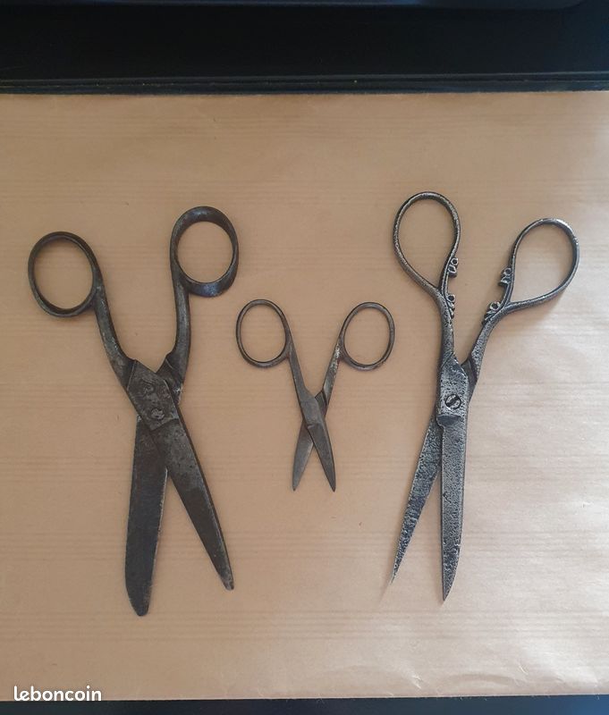 3 paires de ciseaux anciens Nogent (image 2)