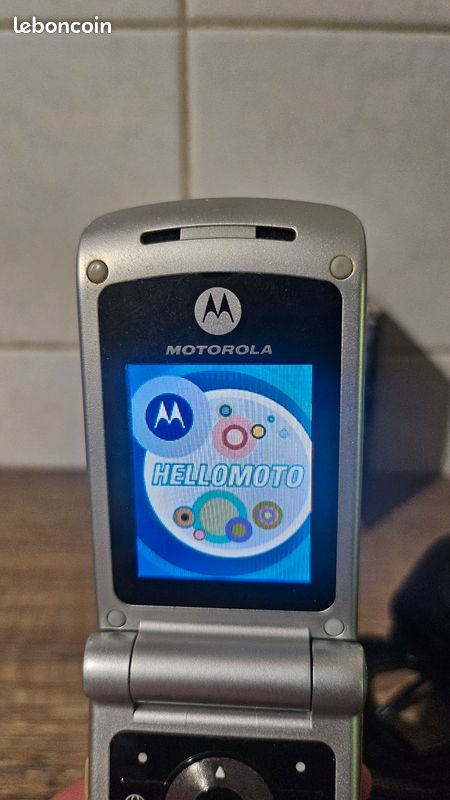 Téléphone motorola W377 - rose - vintage (image 8)