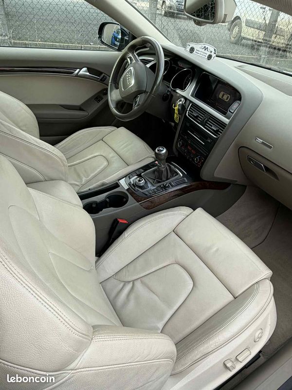 AUDI A5 DPF AMBITION LUXE 2L TDI 170 cv (image 3)