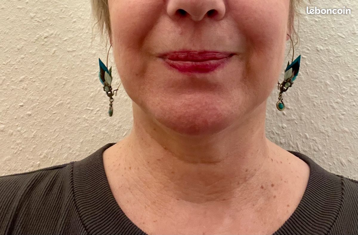 Boucles d'oreilles bronze et vertes (image 3)