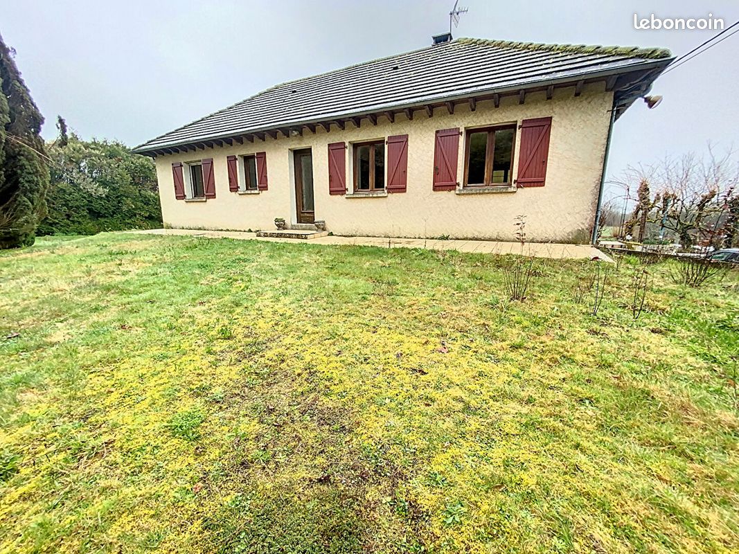 Maison 4 pièces 140 m² - Voutezac 19130 (image principale 0)