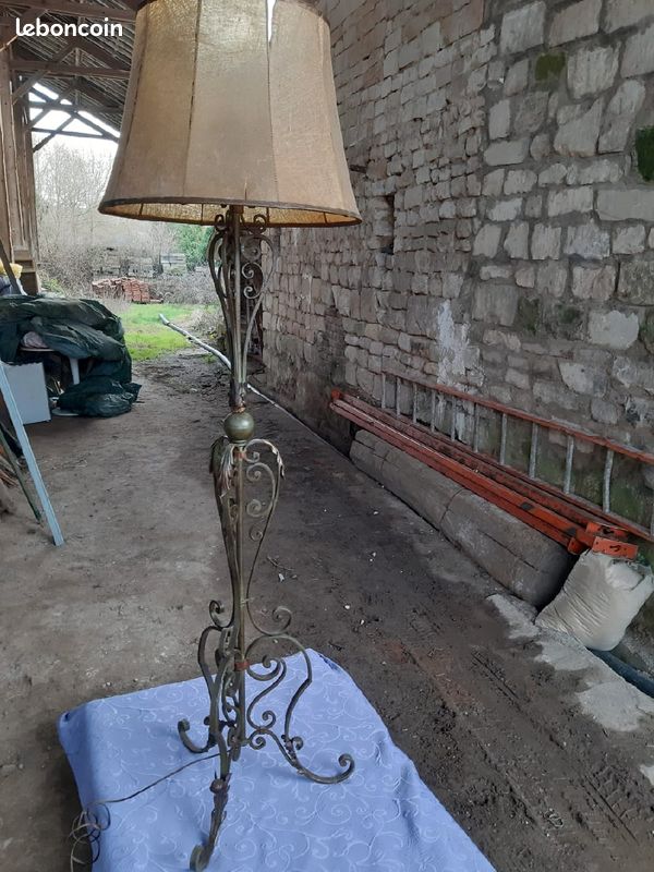 ♡ Table basse et lampe de salon avec dessus marbre vert (image 3)