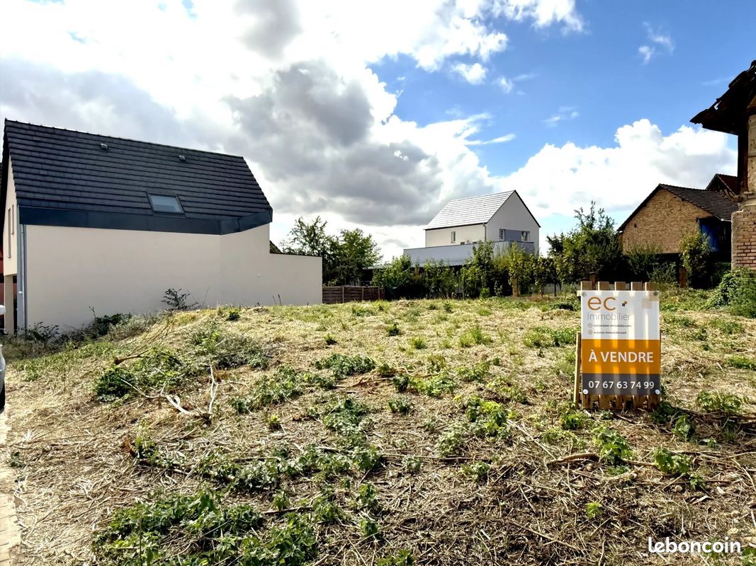 Terrain 762 m² · à Schnersheim · 762 m² · 222 000 €