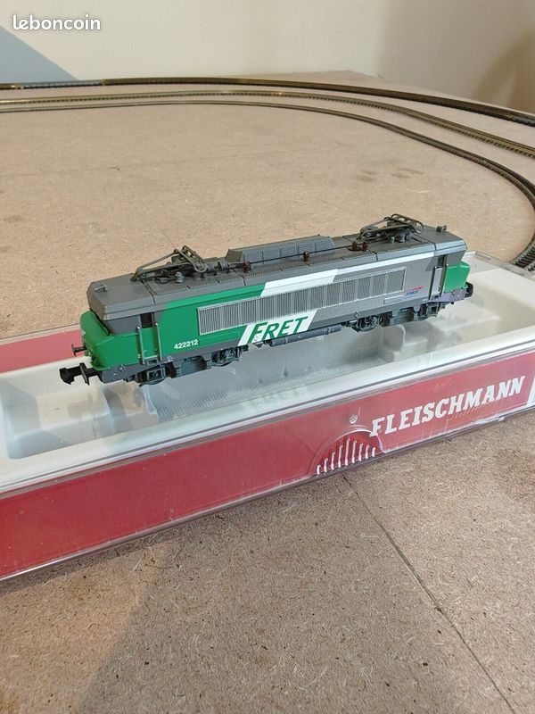Modelové kolejiště N, historická elektrická lokomotiva BB 9210, PIKO