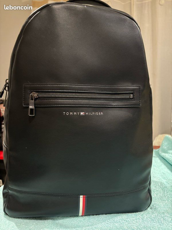 Sac à dos homme cuir Tommy Hilfiger Accessoires Bagagerie