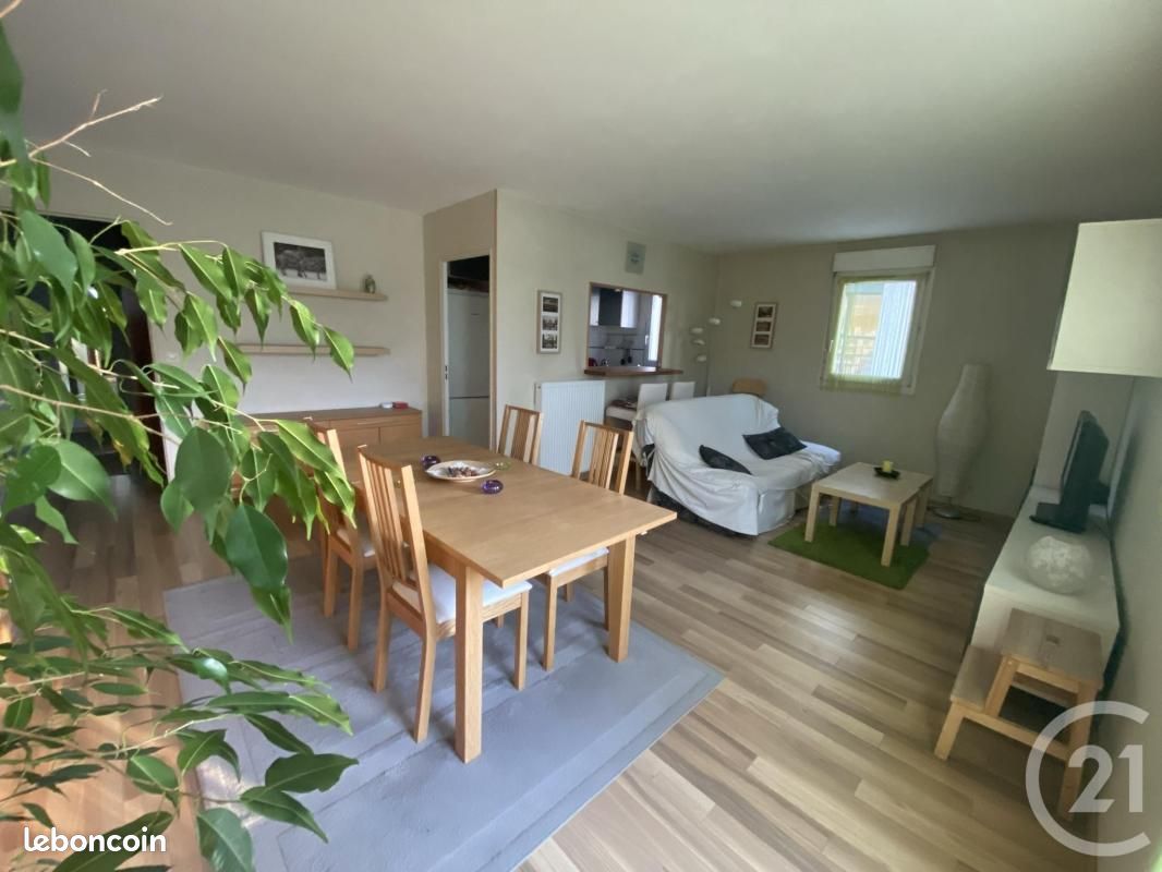 Appartement 2 pièces 51 m² · à Cergy · 51 m² · 905 €
