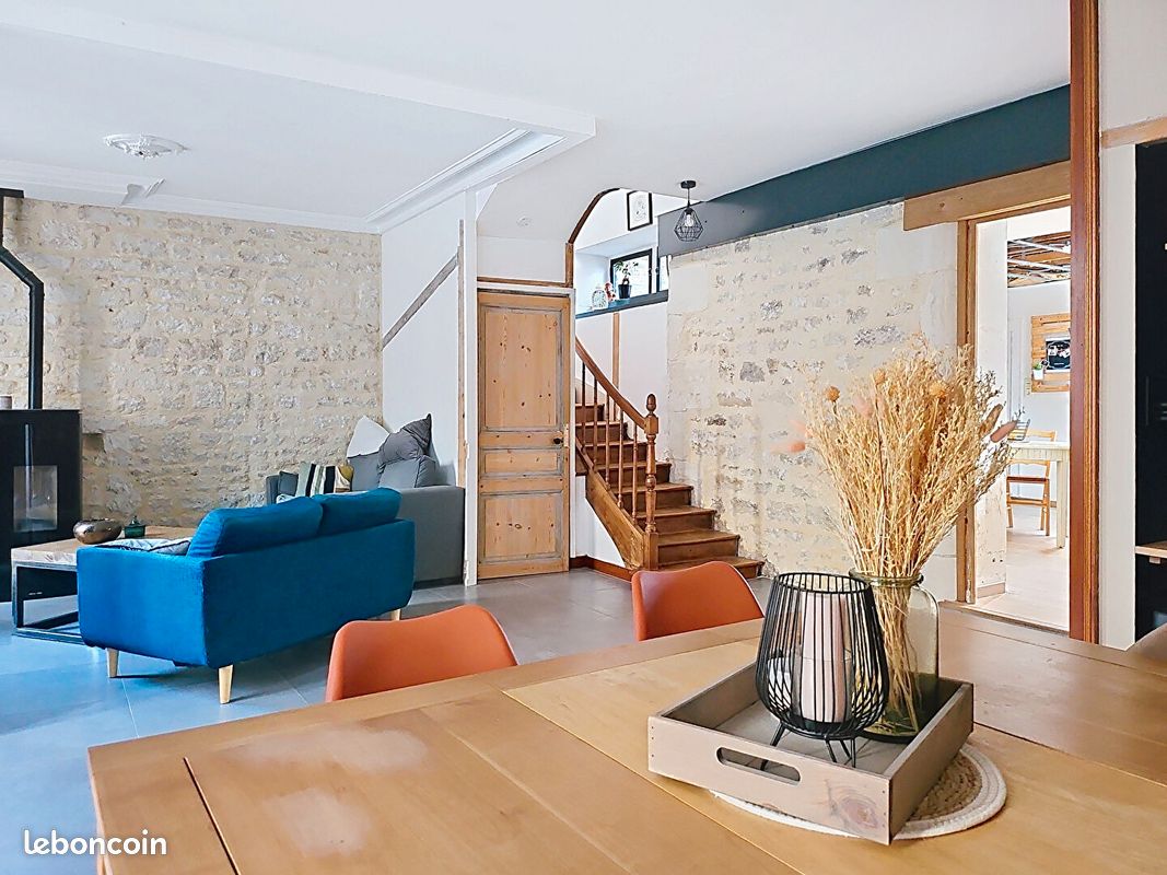 Maison 7 pièces 173 m² · à Fontenay-le-Comte · 173 m² · 237 200 €