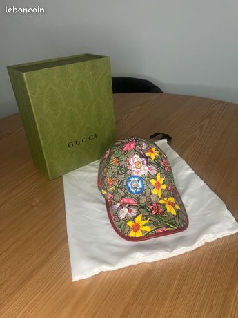 Casquette Gucci Rose D occasion Accessoires Bagagerie Leboncoin casquette-gucci-rose-d-occasion-accessoires-bagagerie-leboncoin